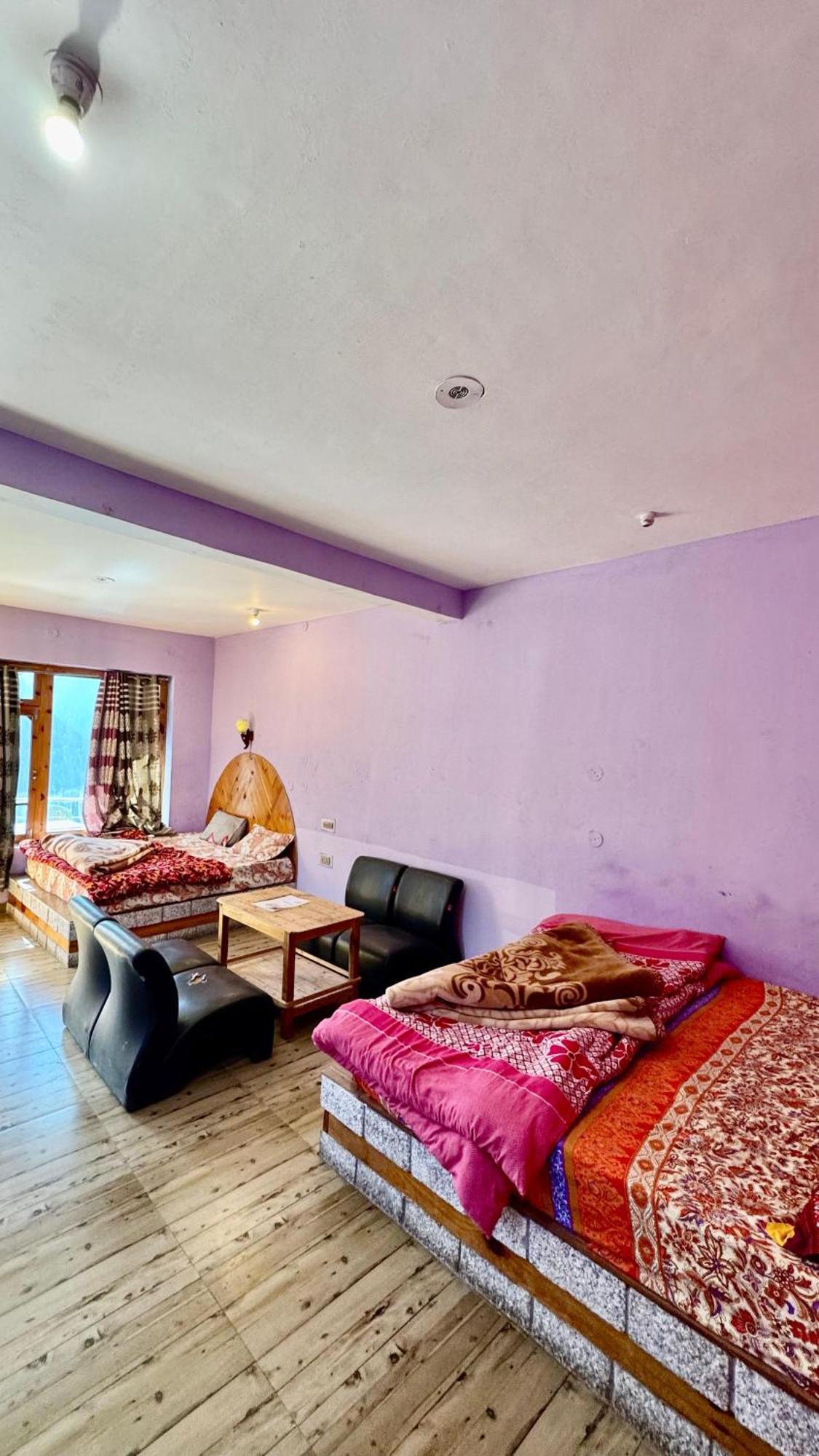 Hotel 19 Tosh ภายนอก รูปภาพ