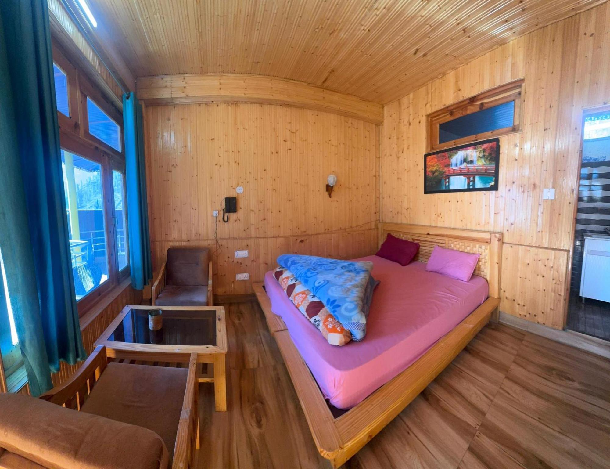 Hotel 19 Tosh ภายนอก รูปภาพ